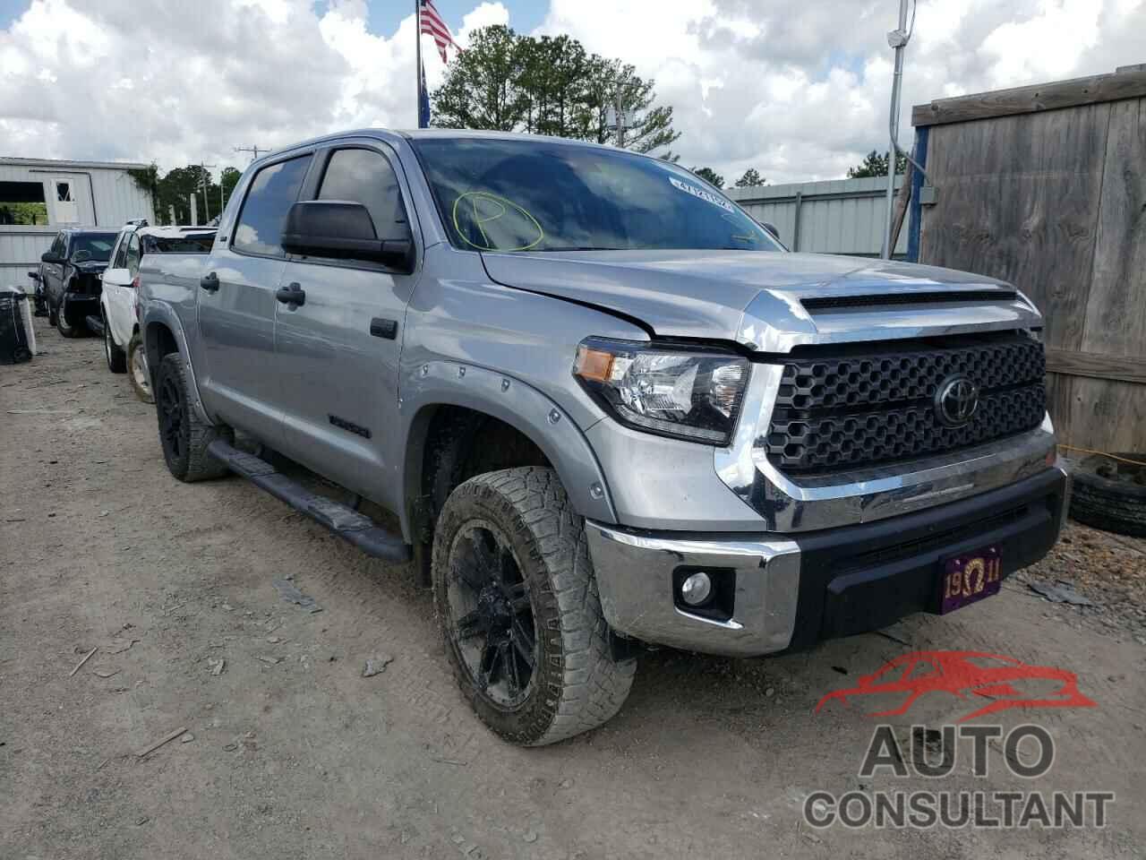 TOYOTA TUNDRA 2020 - 5TFDY5F10LX944173