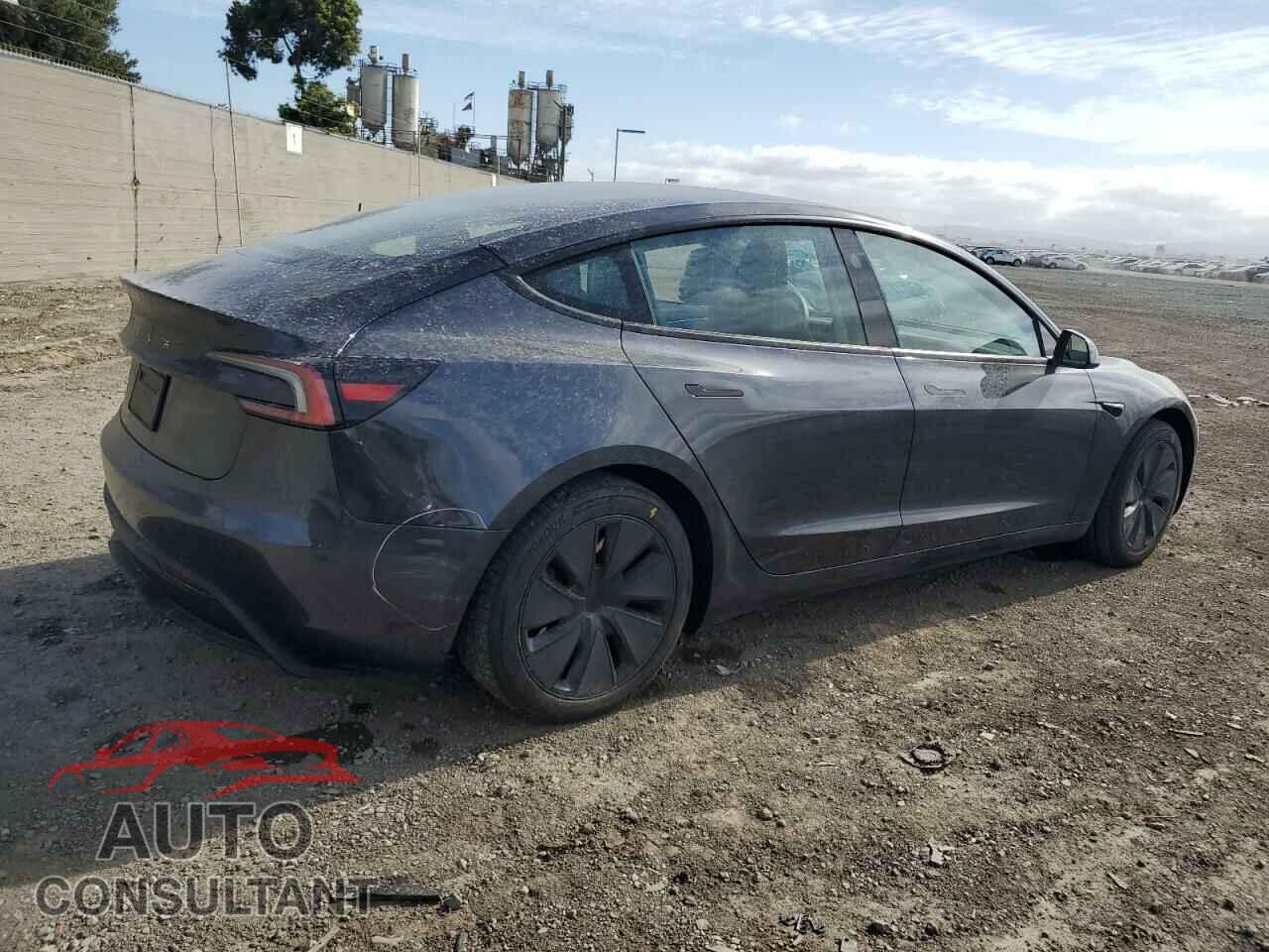 TESLA MODEL 3 2024 - 5YJ3E1EA5RF746514