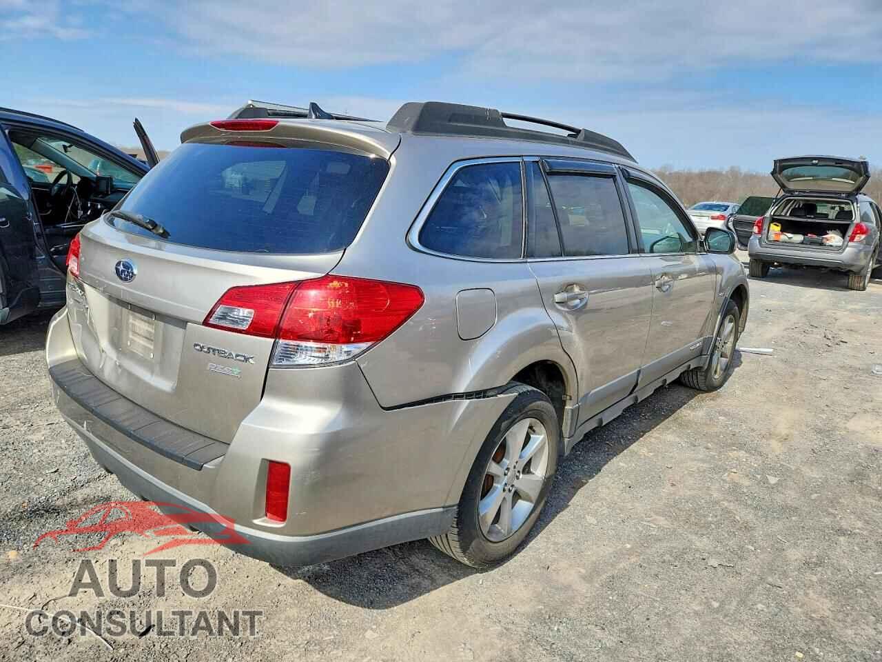 SUBARU OUTBACK 2014 - 4S4BRBLC5E3236015