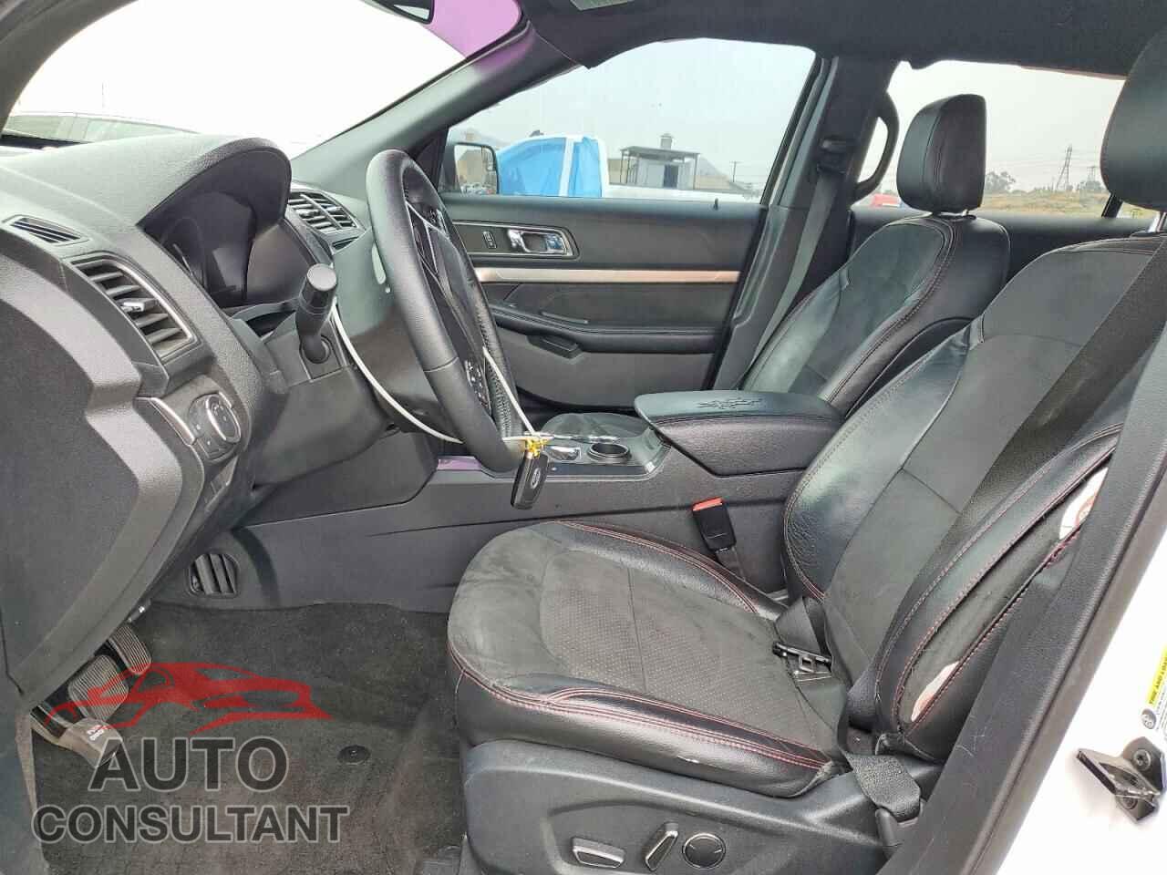 FORD EXPLORER 2018 - 1FM5K7D85JGB31549