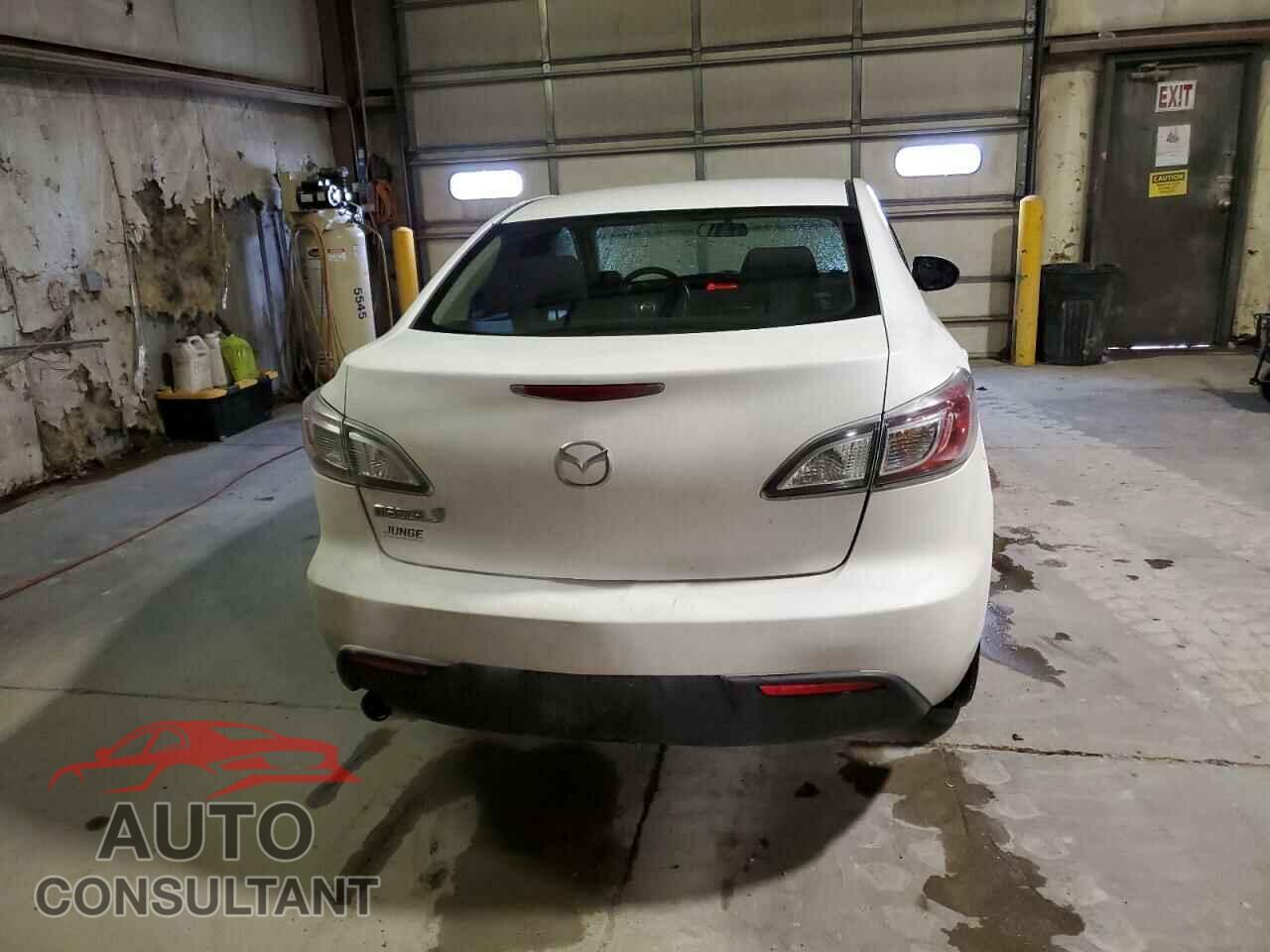 MAZDA 3 2011 - JM1BL1VF8B1470227