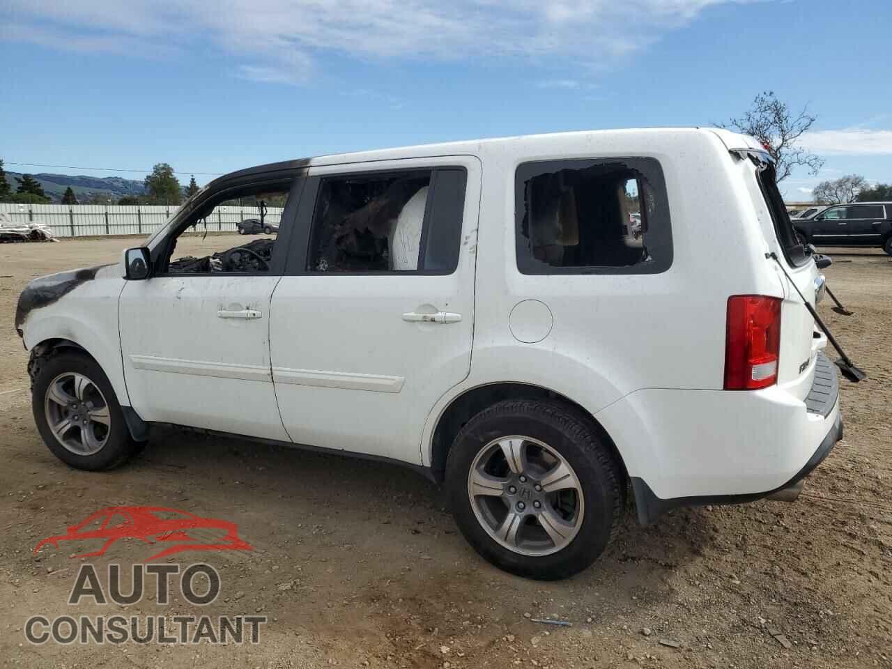 HONDA PILOT 2015 - 5FNYF3H3XFB027802