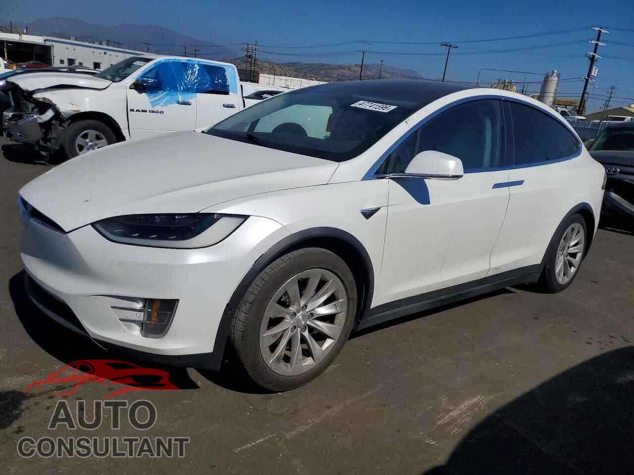 TESLA MODEL X 2017 - 5YJXCAE21HF076779