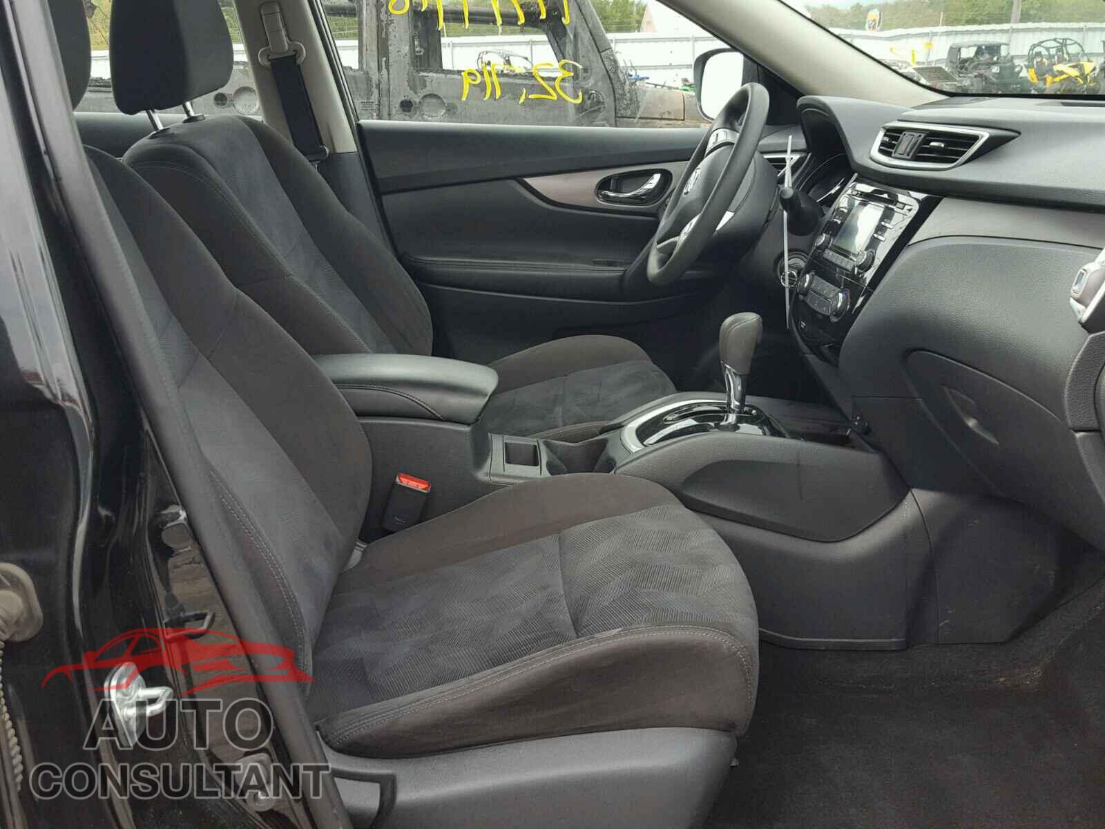 NISSAN ROGUE S 2015 - KNMAT2MV7FP542144