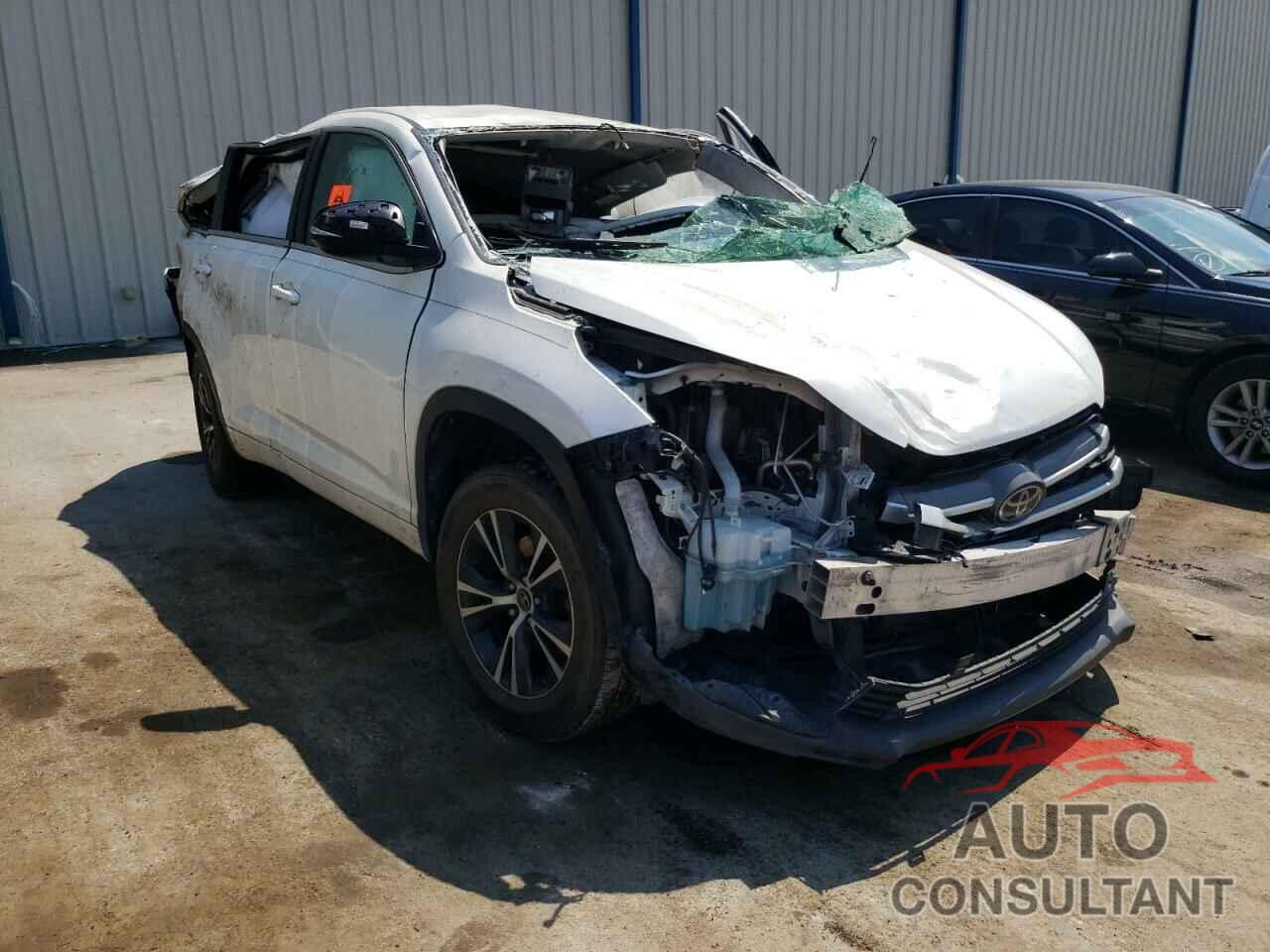TOYOTA HIGHLANDER 2018 - 5TDZZRFH9JS287352