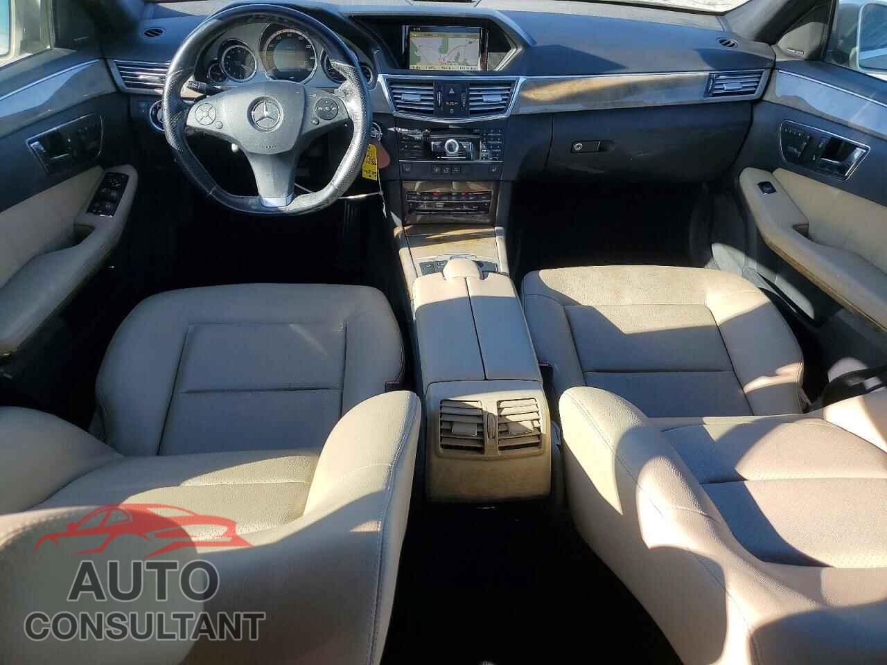 MERCEDES-BENZ E-CLASS 2010 - WDDHF5GB6AA259390