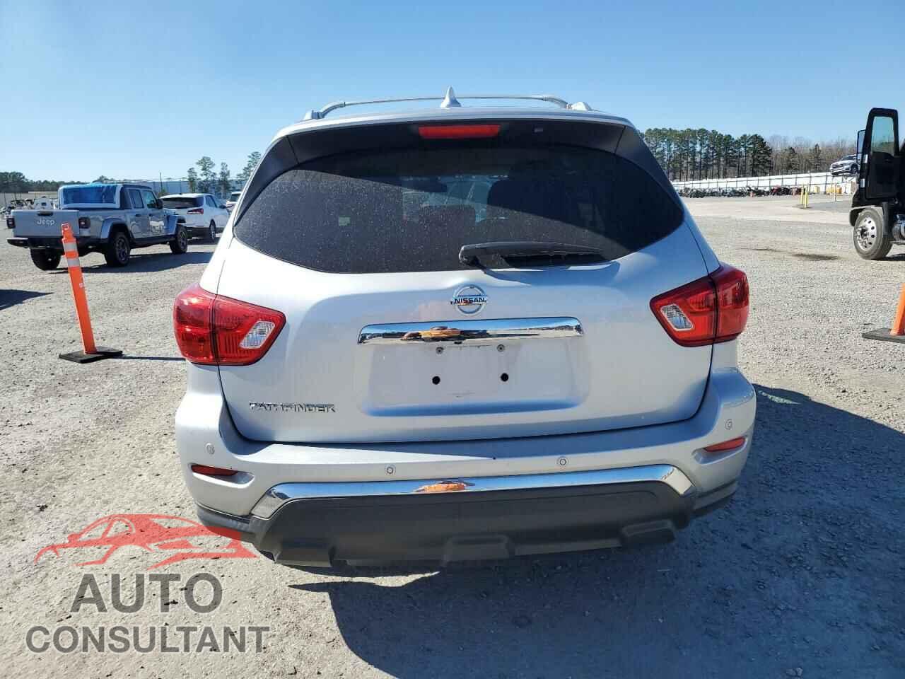 NISSAN PATHFINDER 2019 - 5N1DR2MN4KC620887