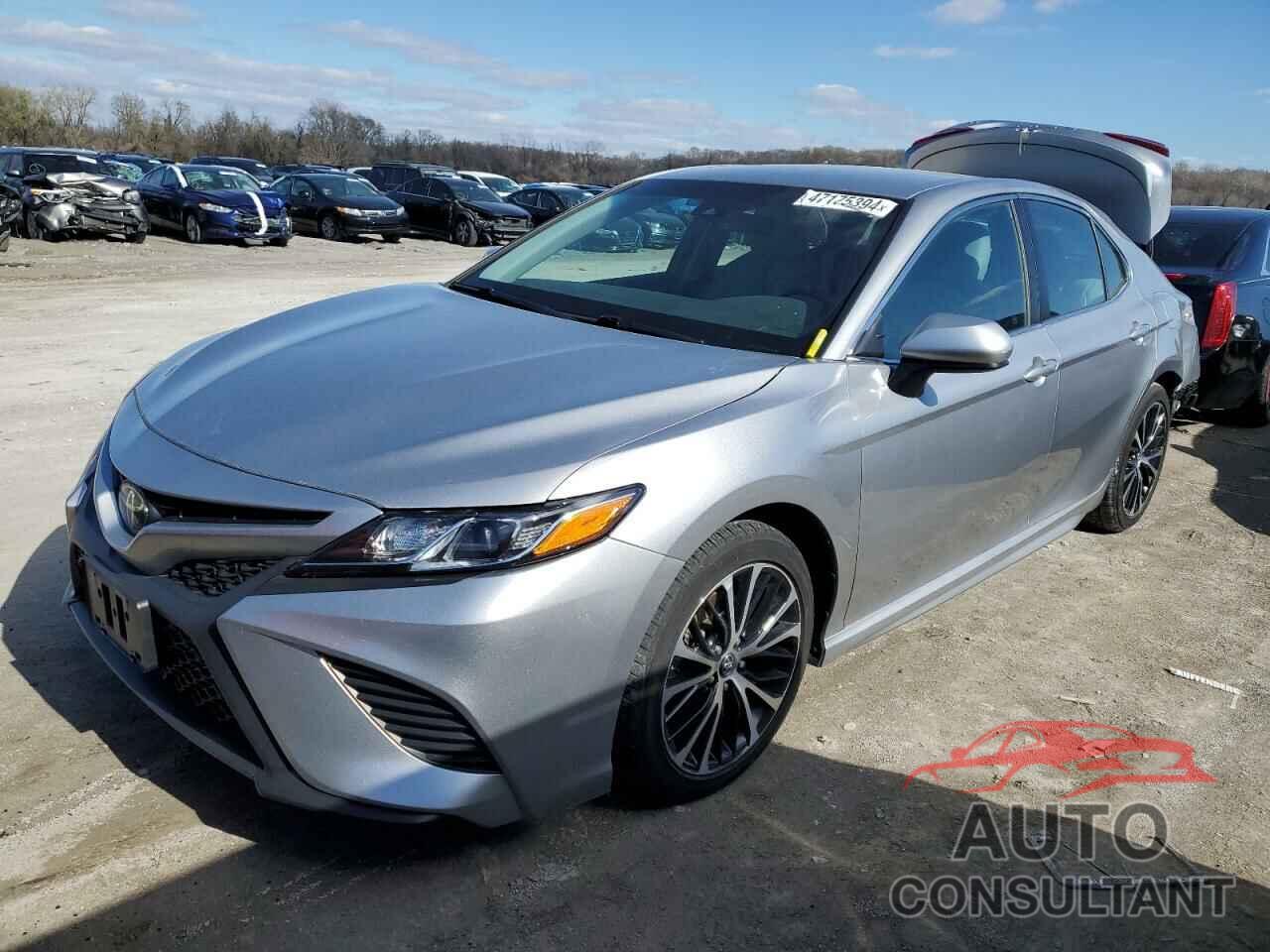 TOYOTA CAMRY 2018 - 4T1B11HK4JU674126