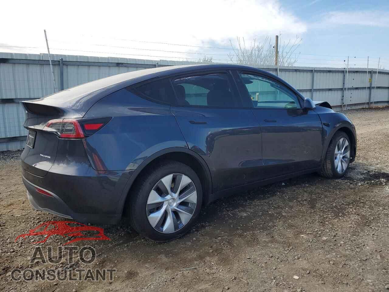 TESLA MODEL Y 2024 - 7SAYGDEE8RA263782