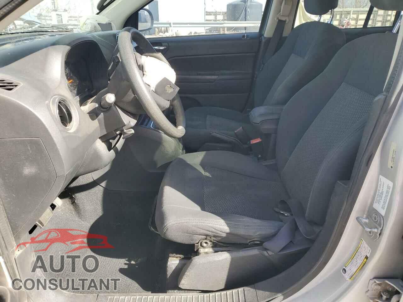 JEEP COMPASS 2010 - 1J4NT4FB7AD549325