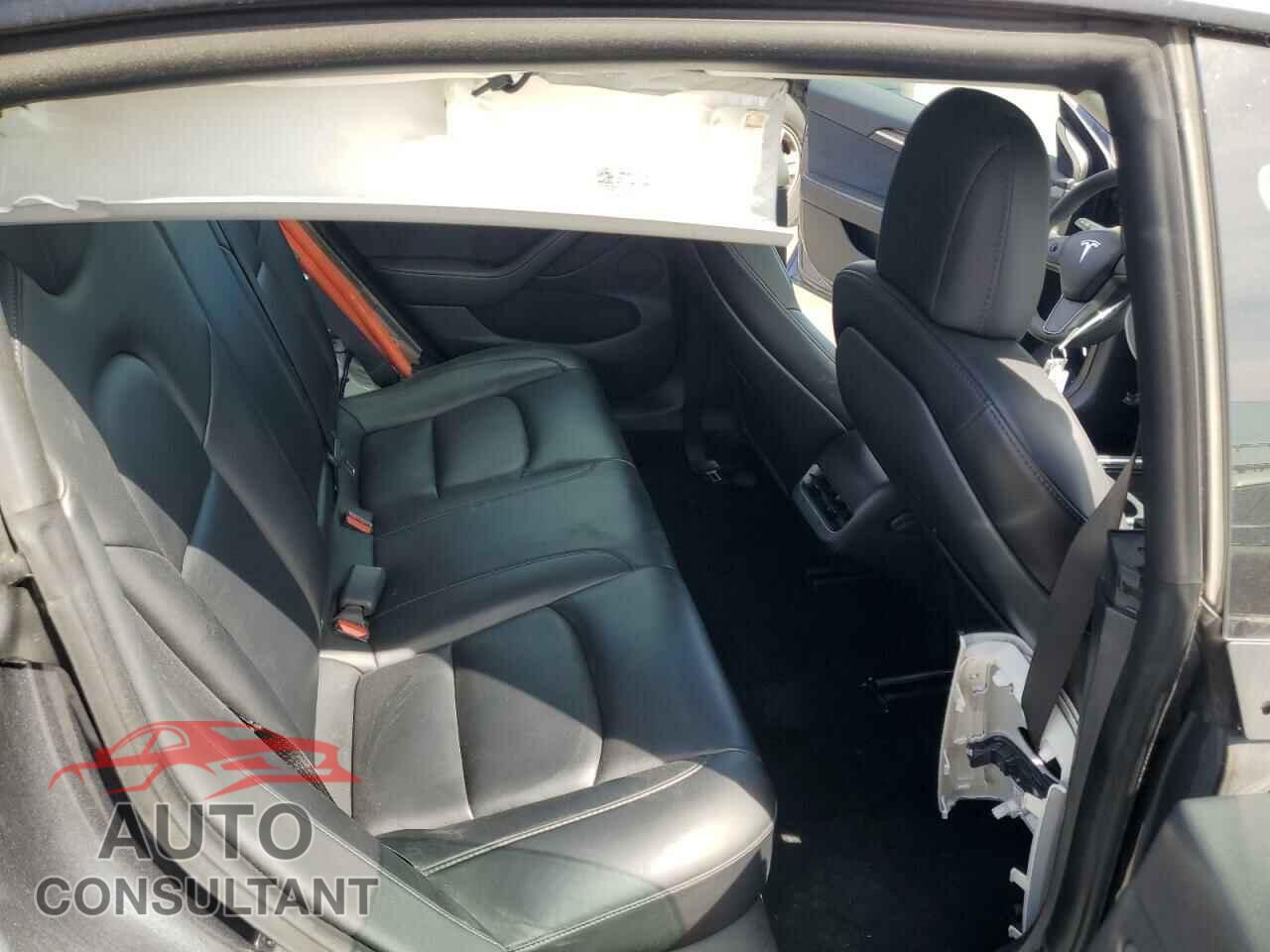 TESLA MODEL 3 2022 - 5YJ3E1EA8NF290888