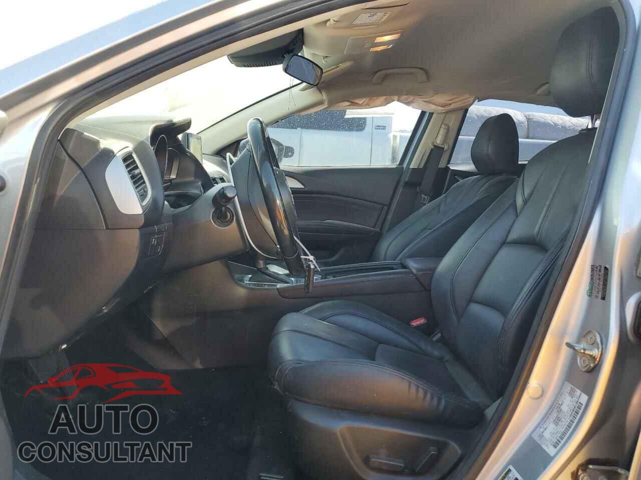 MAZDA 3 2017 - 3MZBN1V76HM117576
