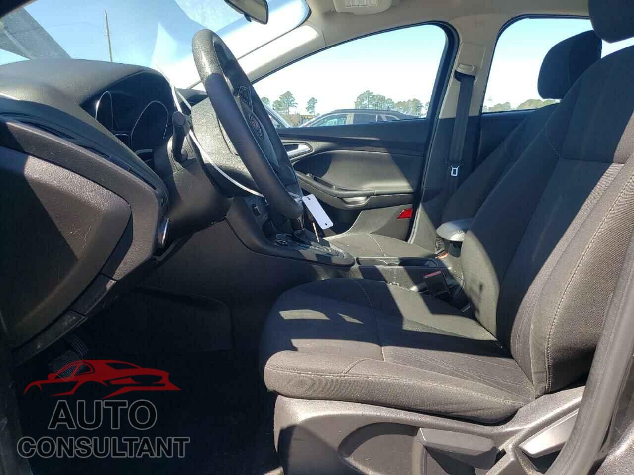 FORD FOCUS 2016 - 1FADP3F28GL261060