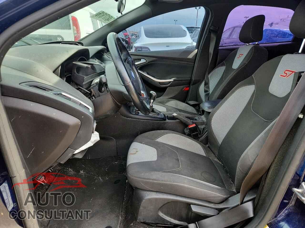 FORD FOCUS 2017 - 1FADP3L99HL251348