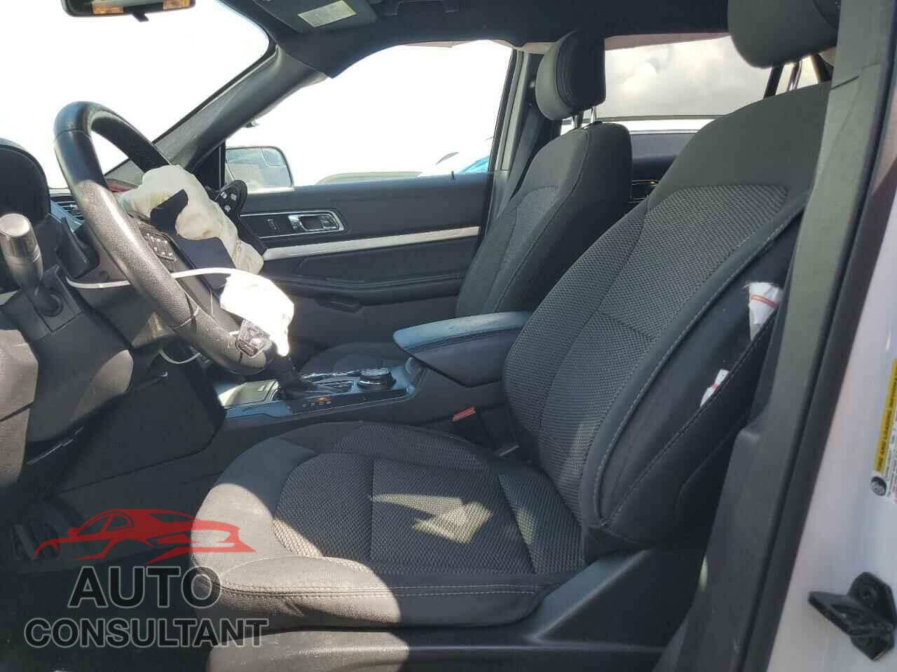 FORD EXPLORER 2017 - 1FM5K8D80HGC77681