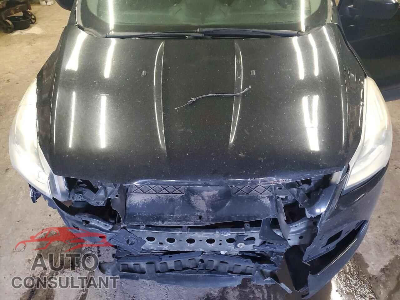FORD ESCAPE 2014 - 1FMCU9G97EUA08828