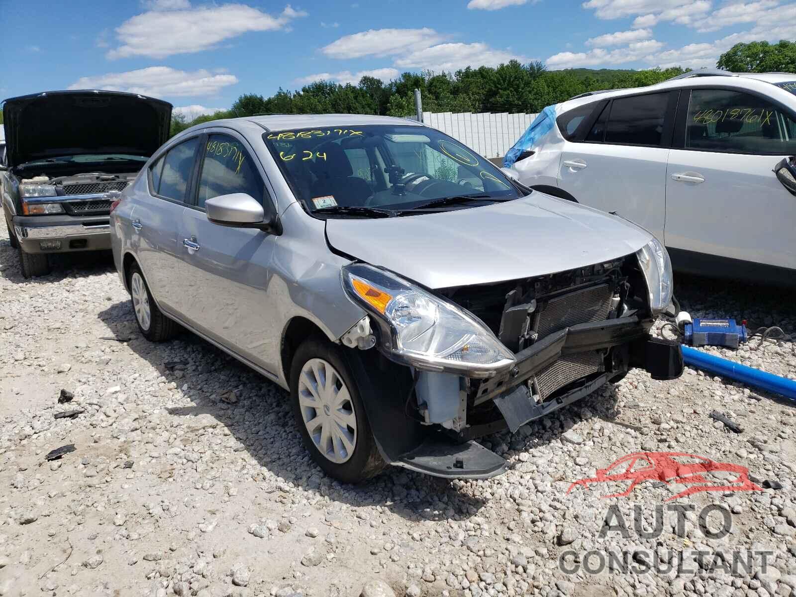 NISSAN VERSA 2017 - 3N1CN7AP0HK425325