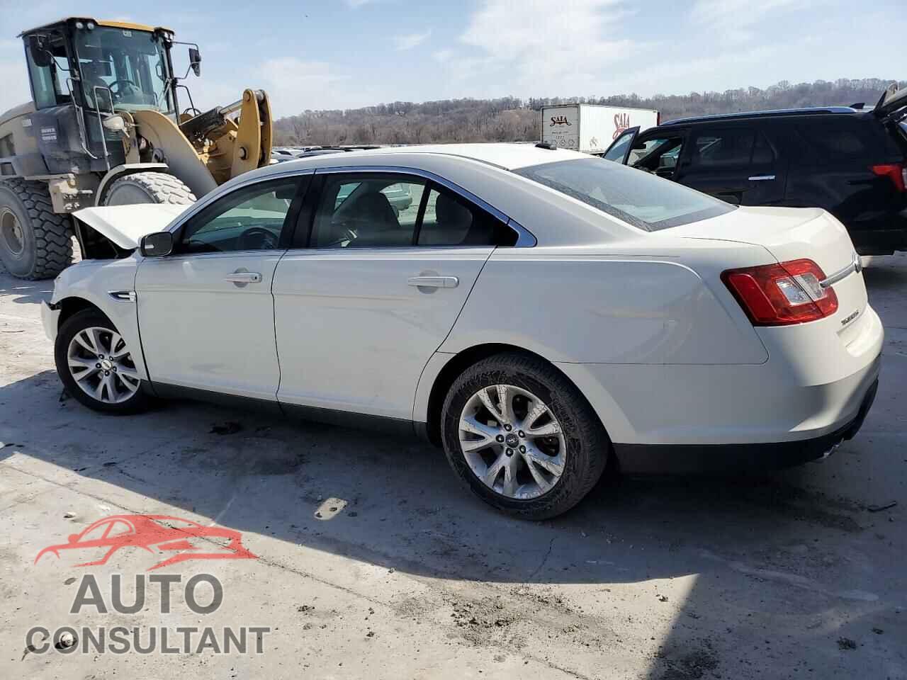 FORD TAURUS 2011 - 1FAHP2EW4BG174855
