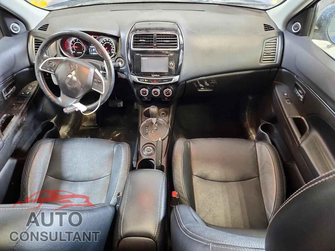 MITSUBISHI OUTLANDER 2015 - 4A4AJ4AU3FE603443
