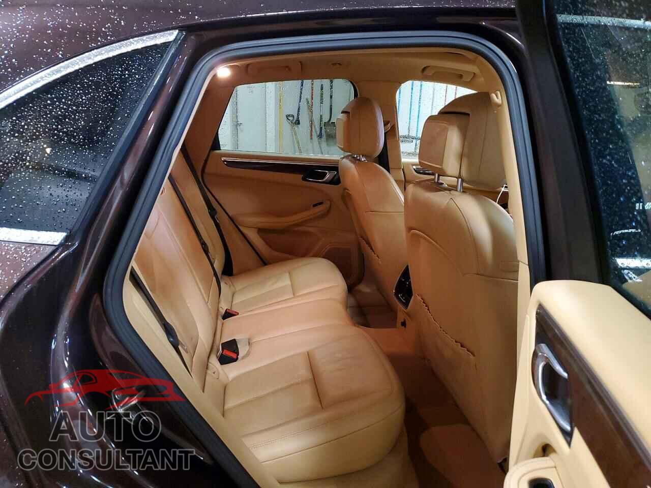 PORSCHE MACAN 2016 - WP1AB2A55GLB52707
