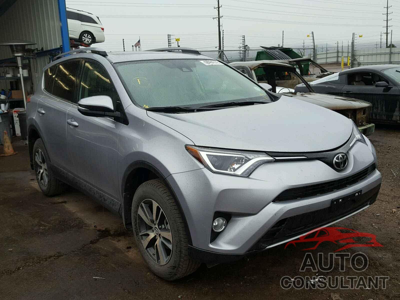 TOYOTA RAV4 XLE 2017 - 2T3RFREV1HW693179
