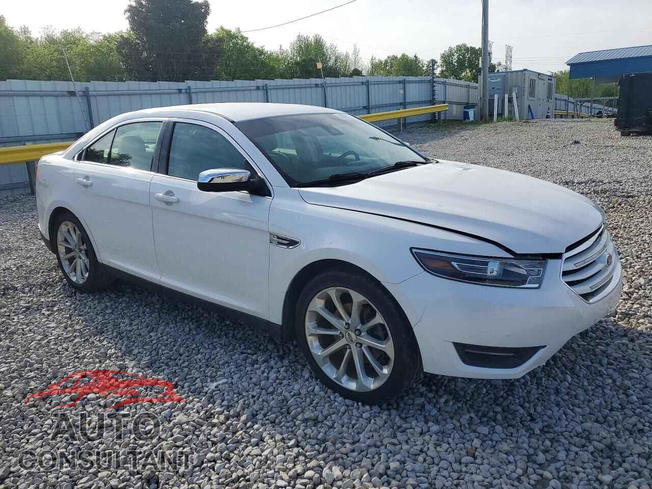 FORD TAURUS 2015 - 1FAHP2F89FG188465