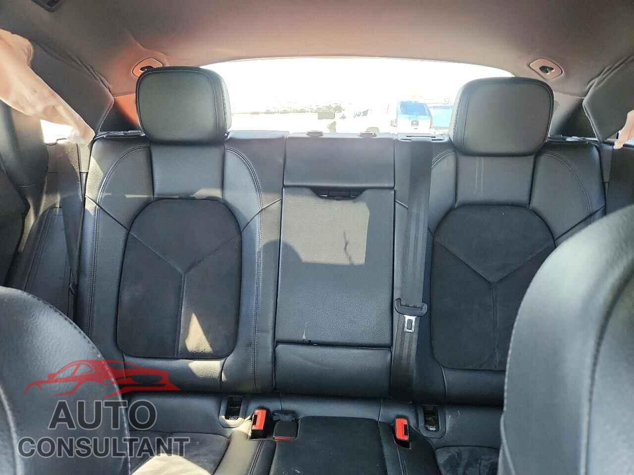 PORSCHE MACAN 2018 - WP1AA2A56JLB03476