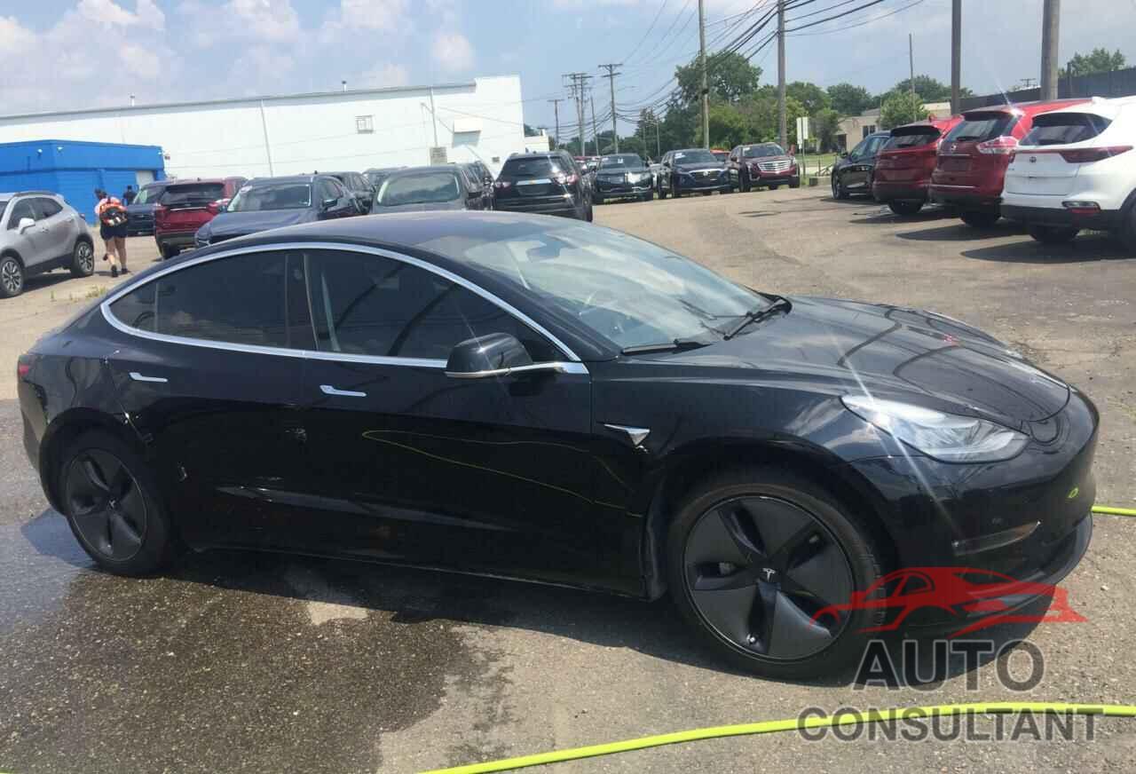 TESLA MODEL 3 2017 - 5YJ3E1EA8HF001142