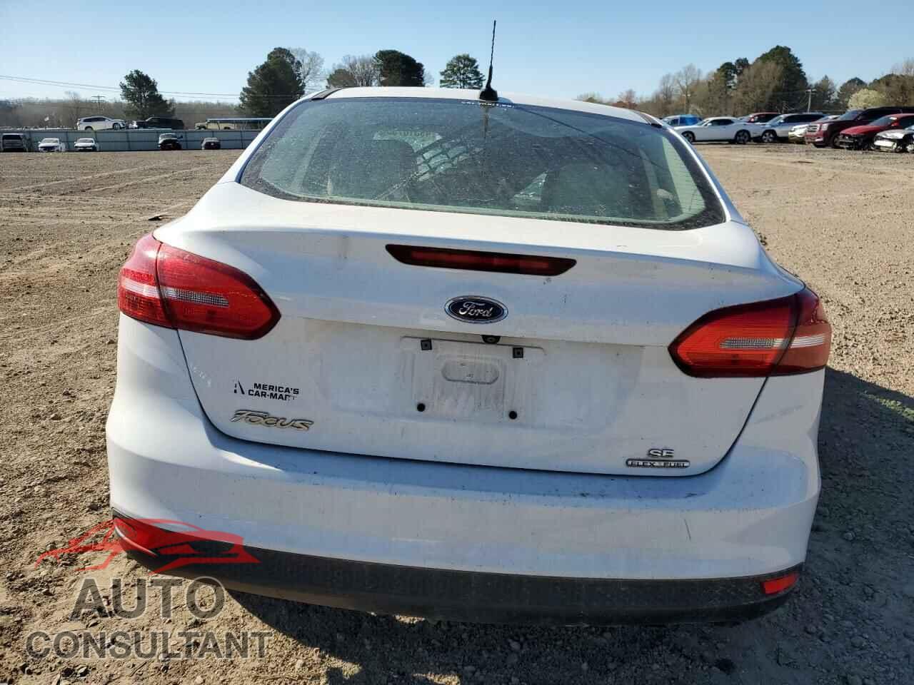 FORD FOCUS 2015 - 1FADP3F28FL337004
