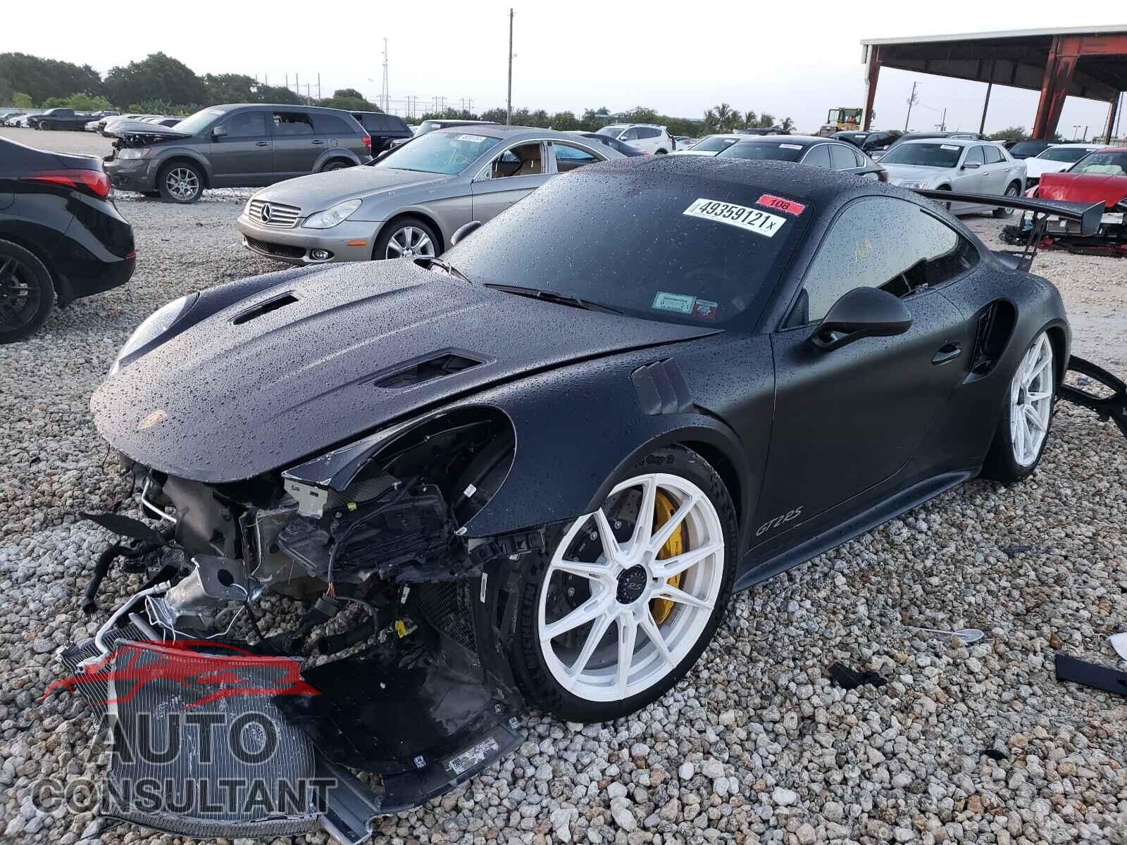 PORSCHE 911 2018 - WP0AE2A95JS186140