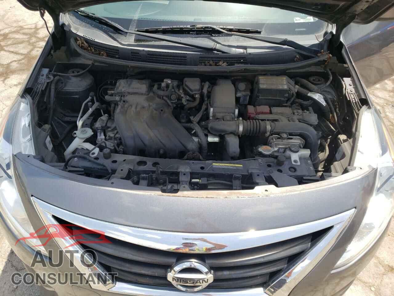 NISSAN VERSA 2017 - 3N1CN7AP2HL821394