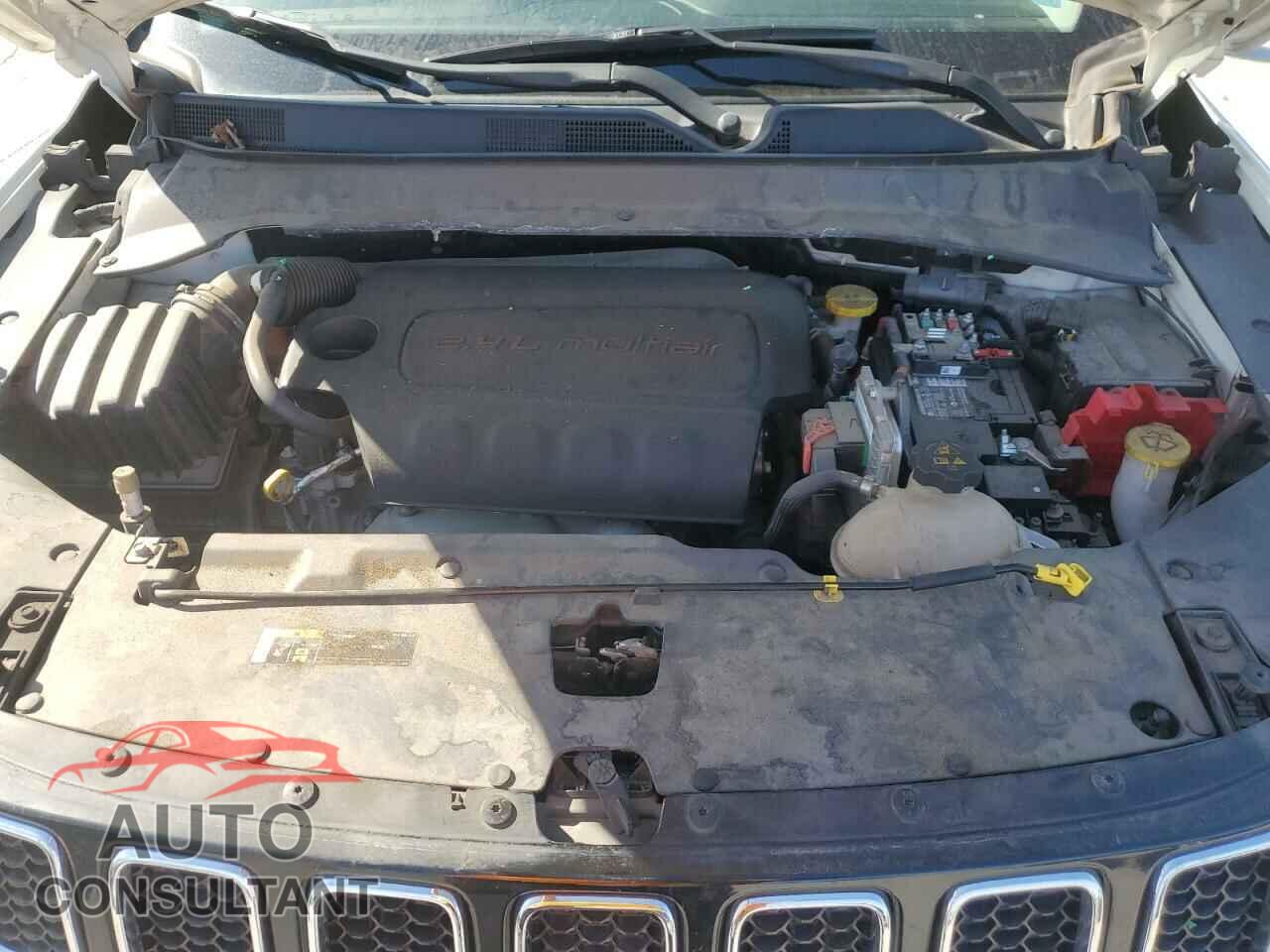 JEEP COMPASS 2020 - 3C4NJDCB9LT120202