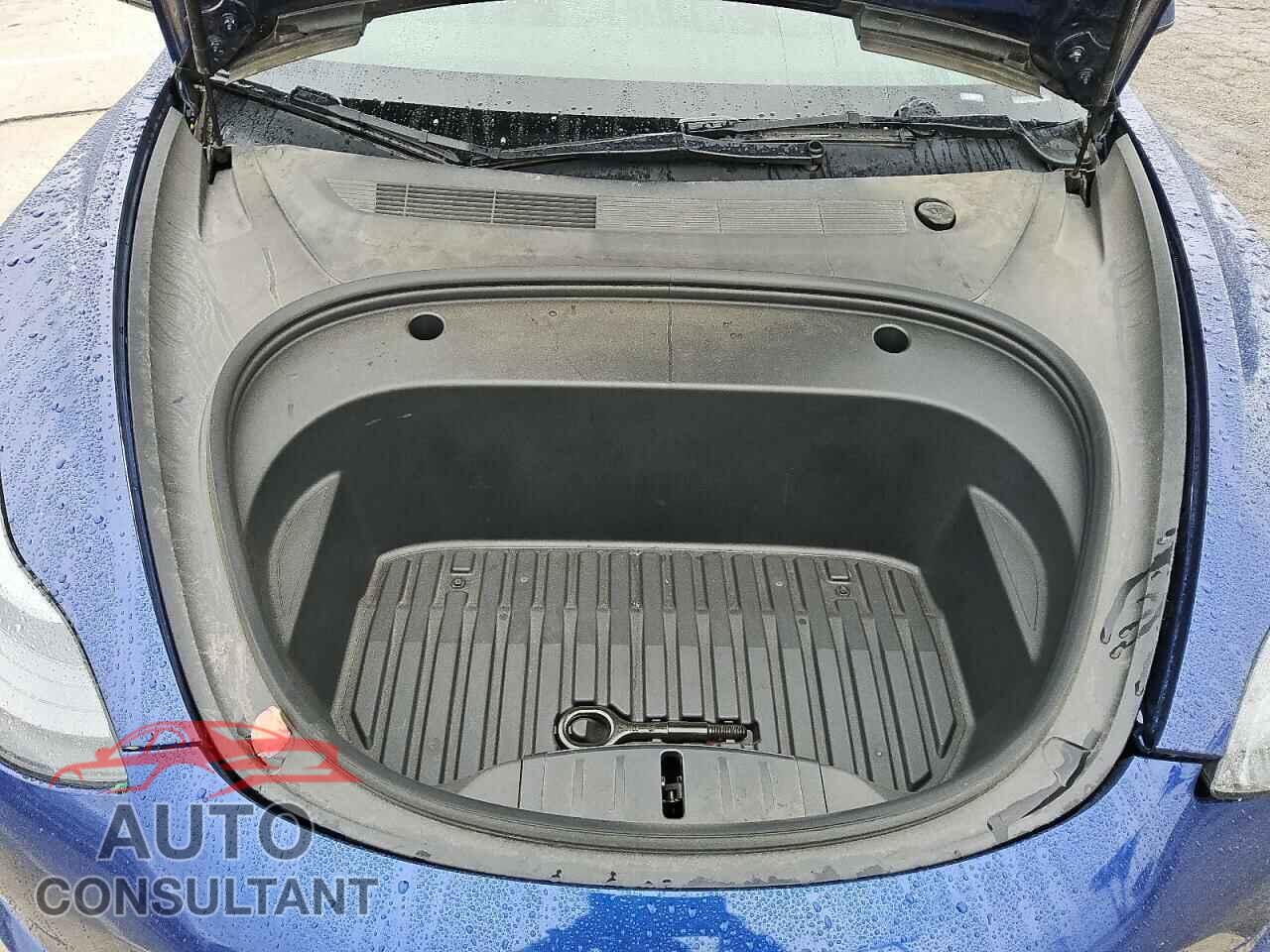 TESLA MODEL 3 2022 - 5YJ3E1EA9NF304474