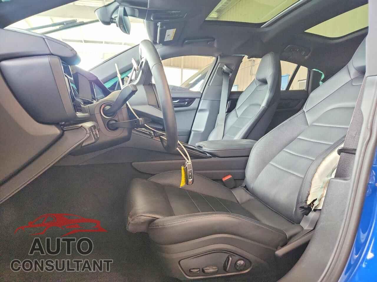 PORSCHE PANAMERA 2024 - WP0AA2YA0RL007942