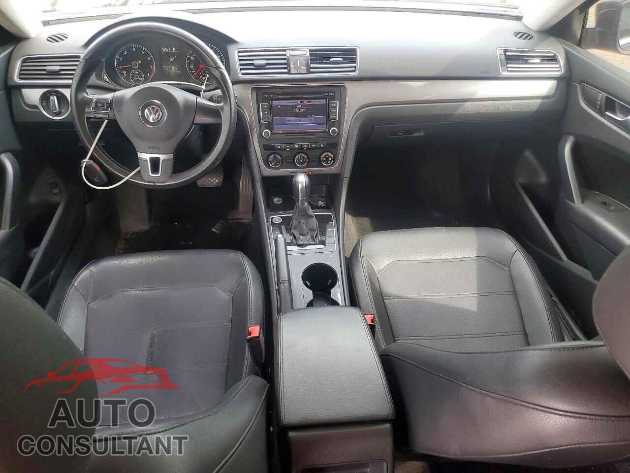 VOLKSWAGEN PASSAT 2015 - 1VWAT7A3XFC123340