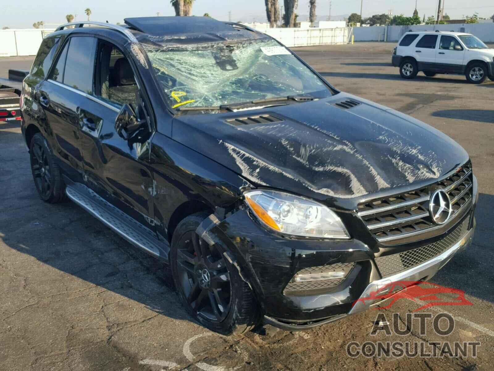 MERCEDES-BENZ ML 350 4MATIC 2015 - 4JGDA5HB8FA550191