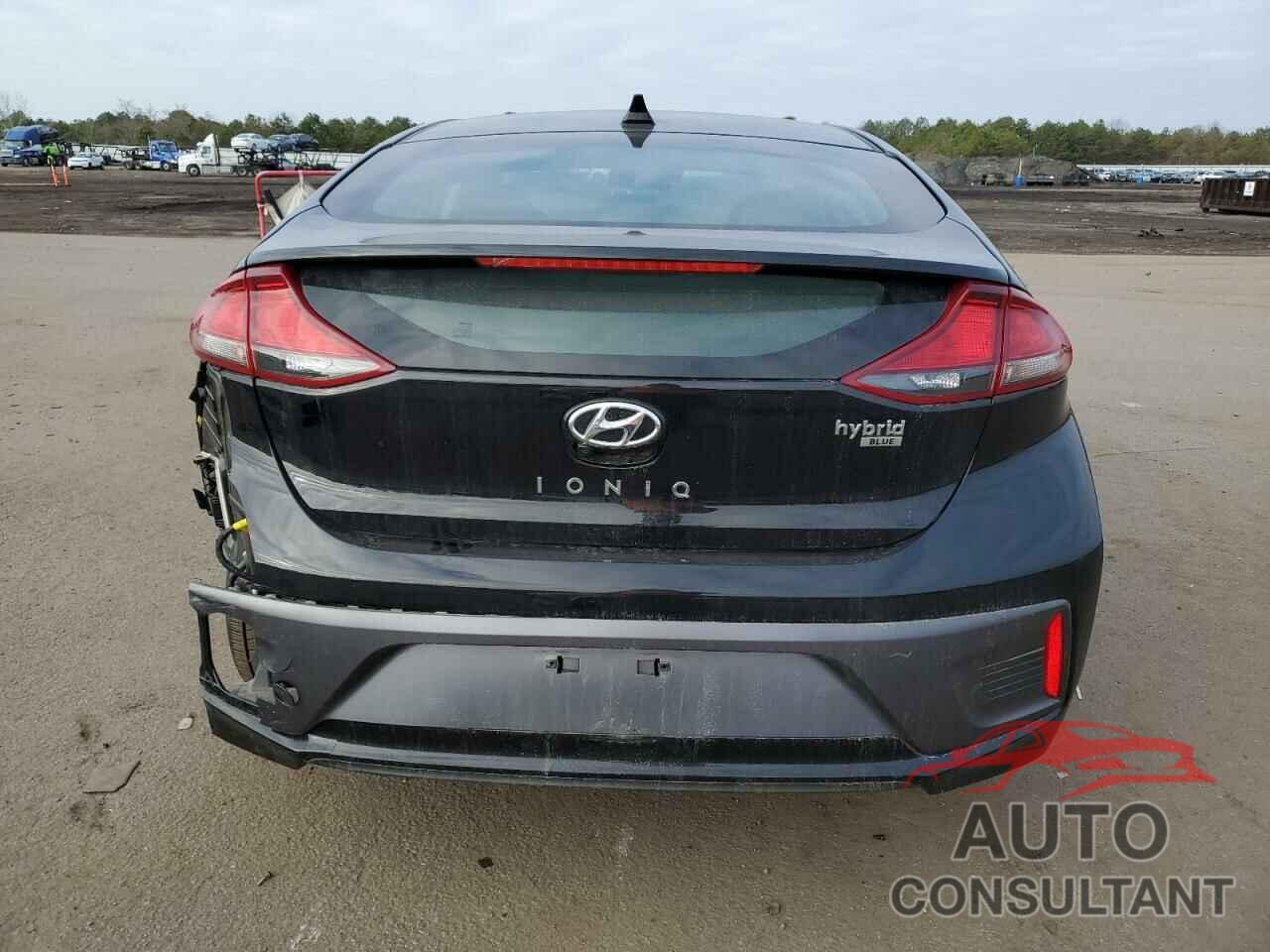 HYUNDAI IONIQ 2021 - KMHC65LC8MU258114