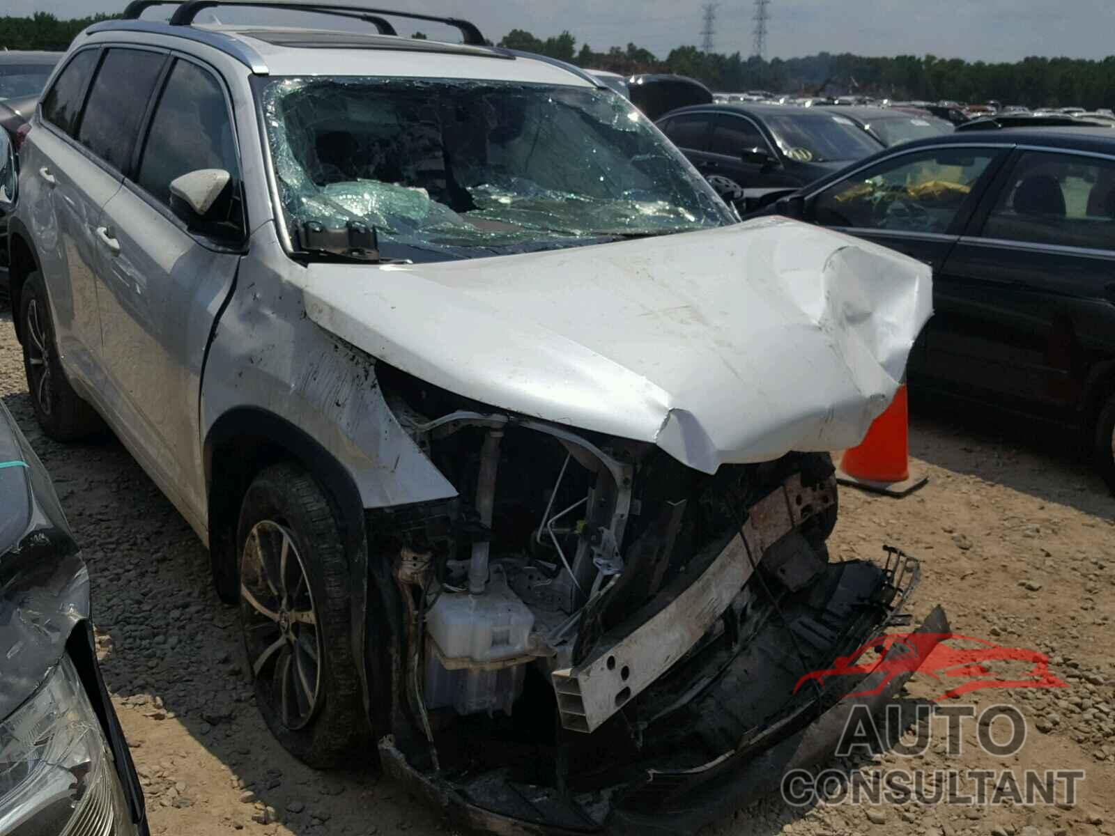 TOYOTA HIGHLANDER 2017 - 5TDKZRFH8HS202478