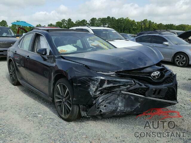 TOYOTA CAMRY 2018 - 4T1B61HK8JU506457