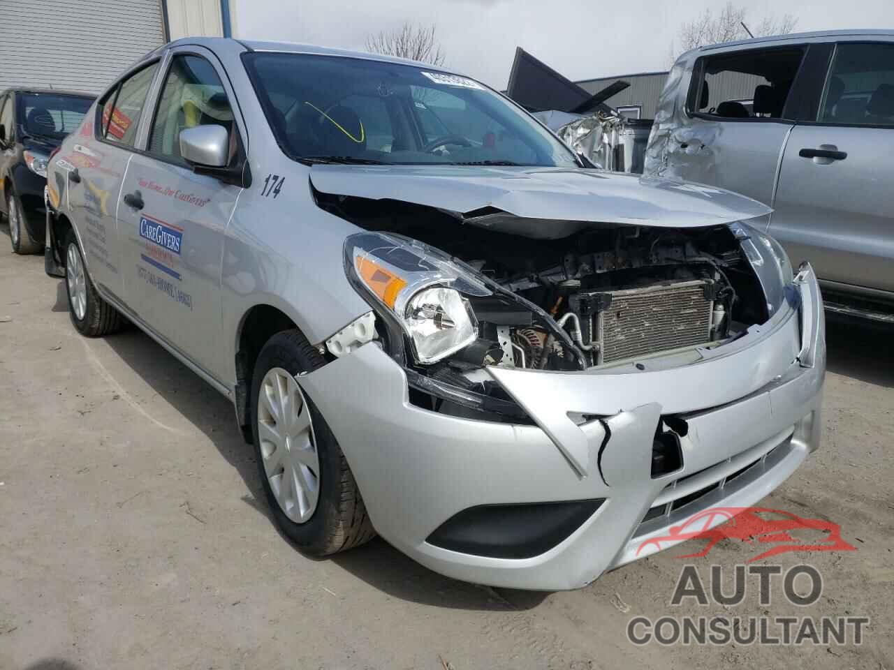 NISSAN VERSA 2018 - 3N1CN7APXJL840460