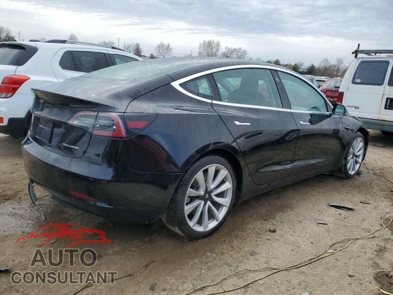 TESLA MODEL 3 2019 - 5YJ3E1EB3KF433640