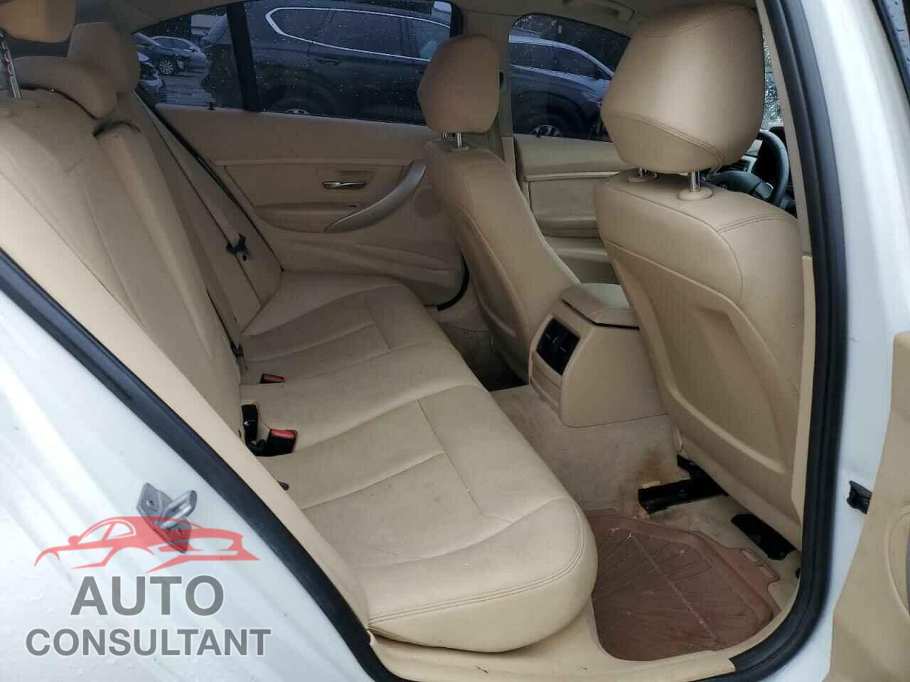 BMW 3 SERIES 2016 - WBA8E1G53GNU10670
