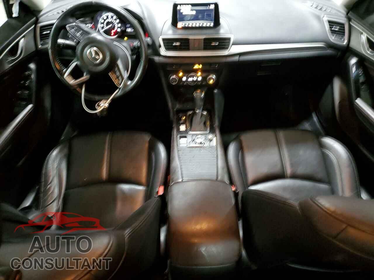 MAZDA 3 2017 - 3MZBN1V78HM149106