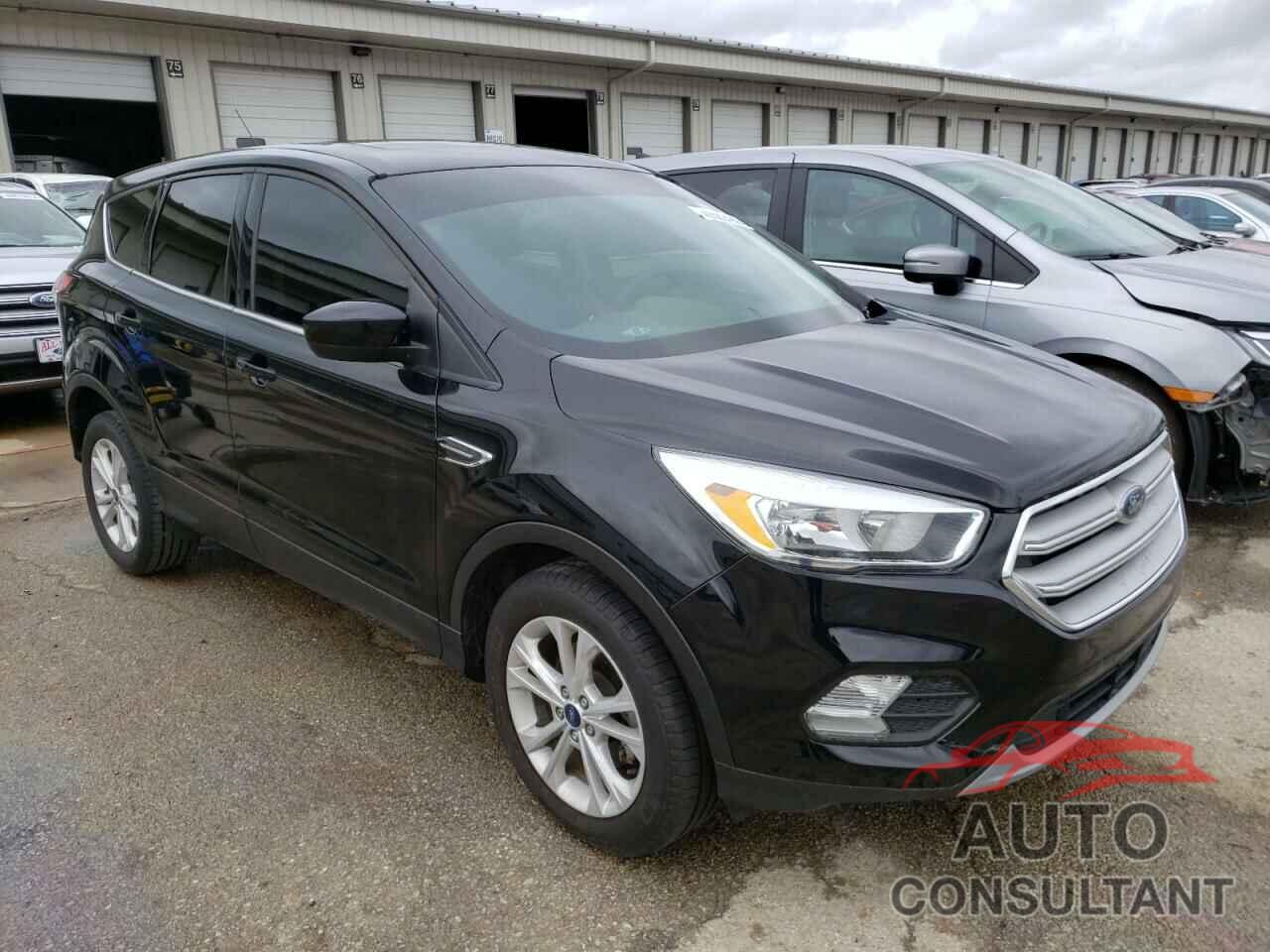 FORD ESCAPE 2017 - 1FMCU0GD2HUB98526