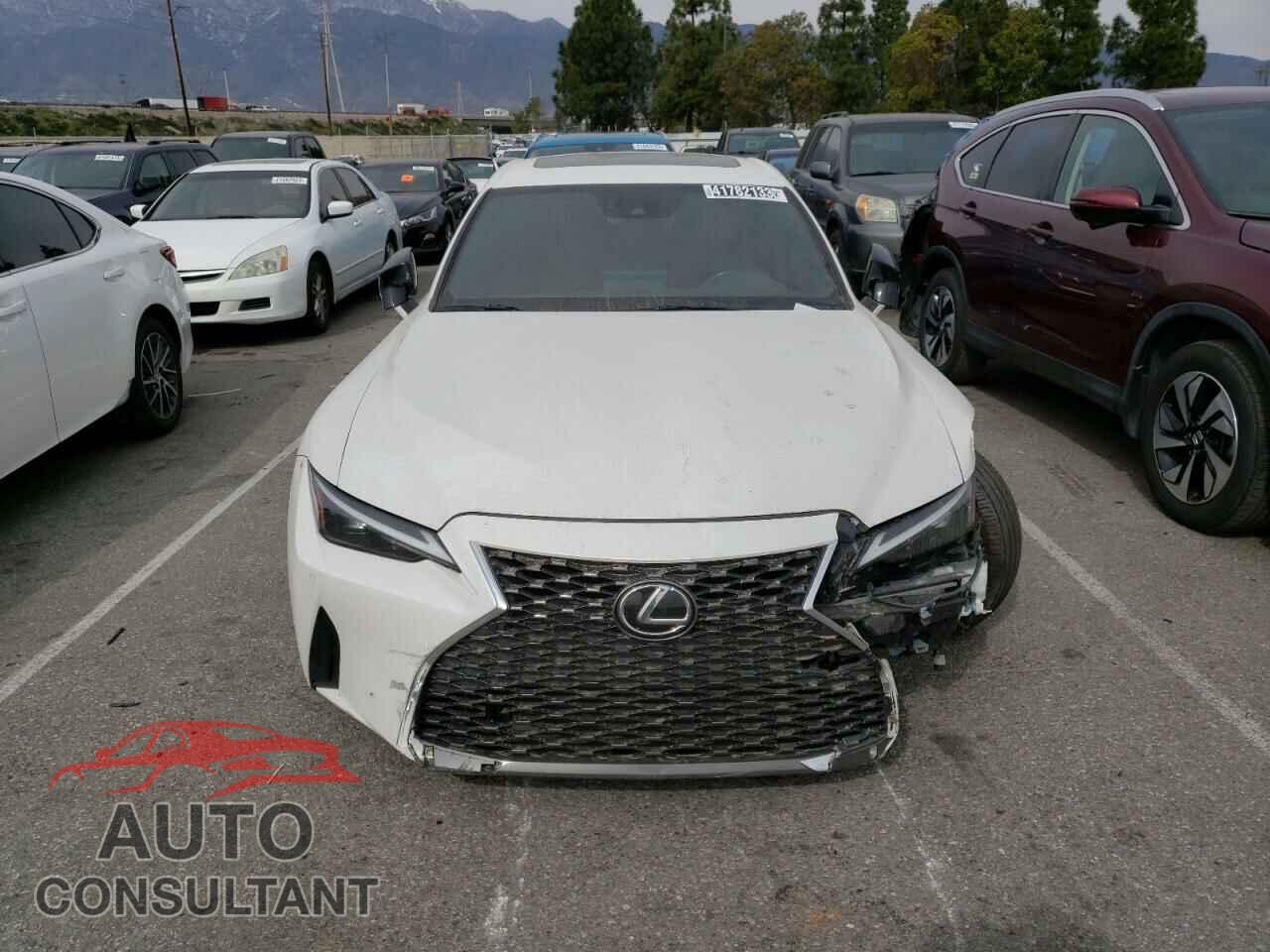 LEXUS IS 2021 - JTHCA1D2XM5116616