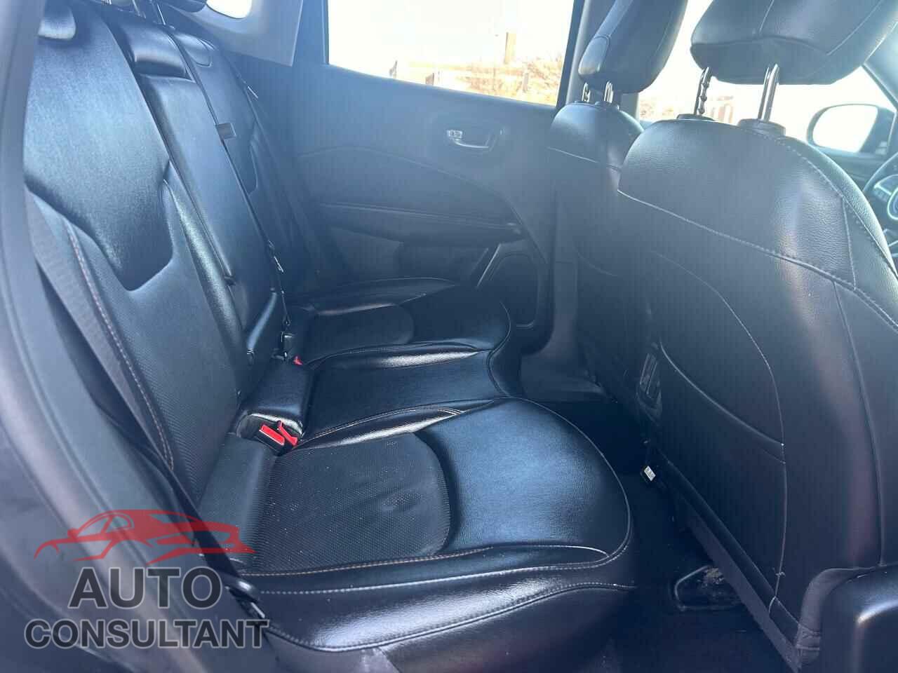 JEEP COMPASS 2020 - 3C4NJCCB3LT187694