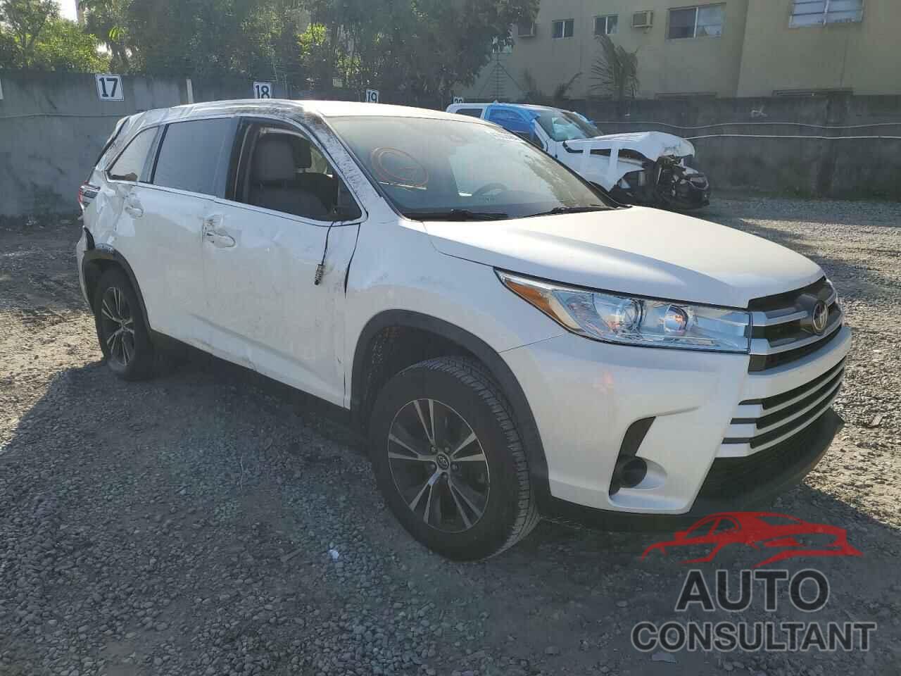 TOYOTA HIGHLANDER 2019 - 5TDZARFH6KS057521