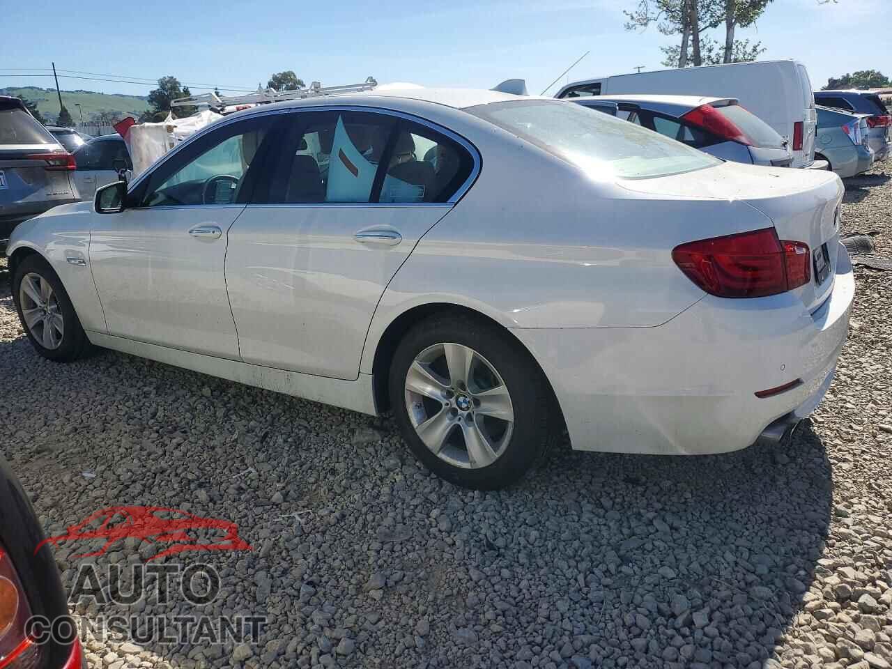 BMW 528 2012 - WBAXG5C54CDX04176