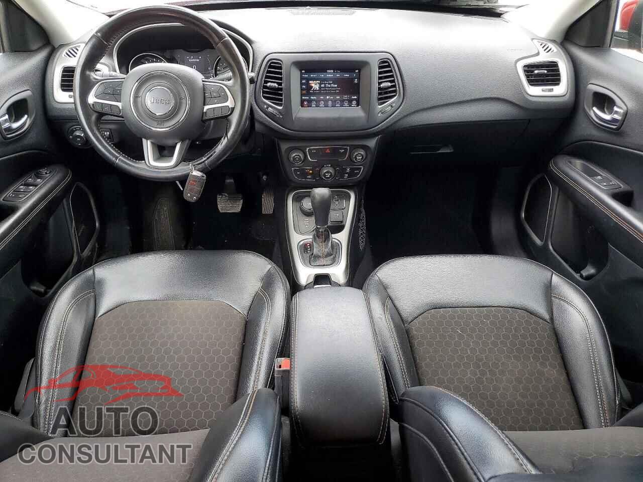 JEEP COMPASS 2020 - 3C4NJDBB8LT174656