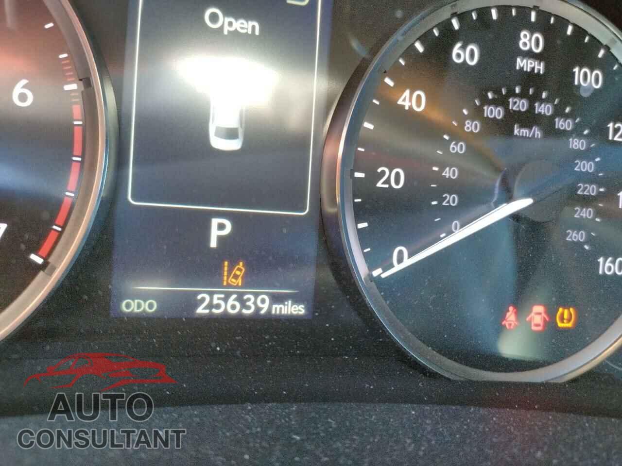 LEXUS IS 2018 - JTHBA1D27J5064367